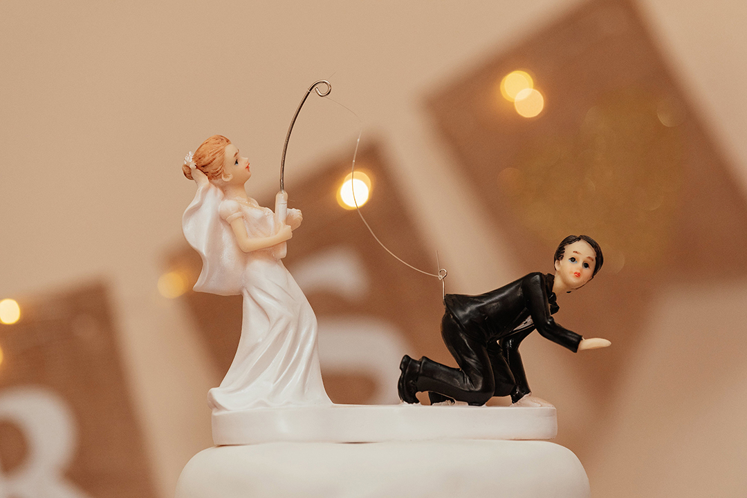 Fun Cake Topper Groom on a Fishing Rod Controlled by Bride Canons Brook Golf Club