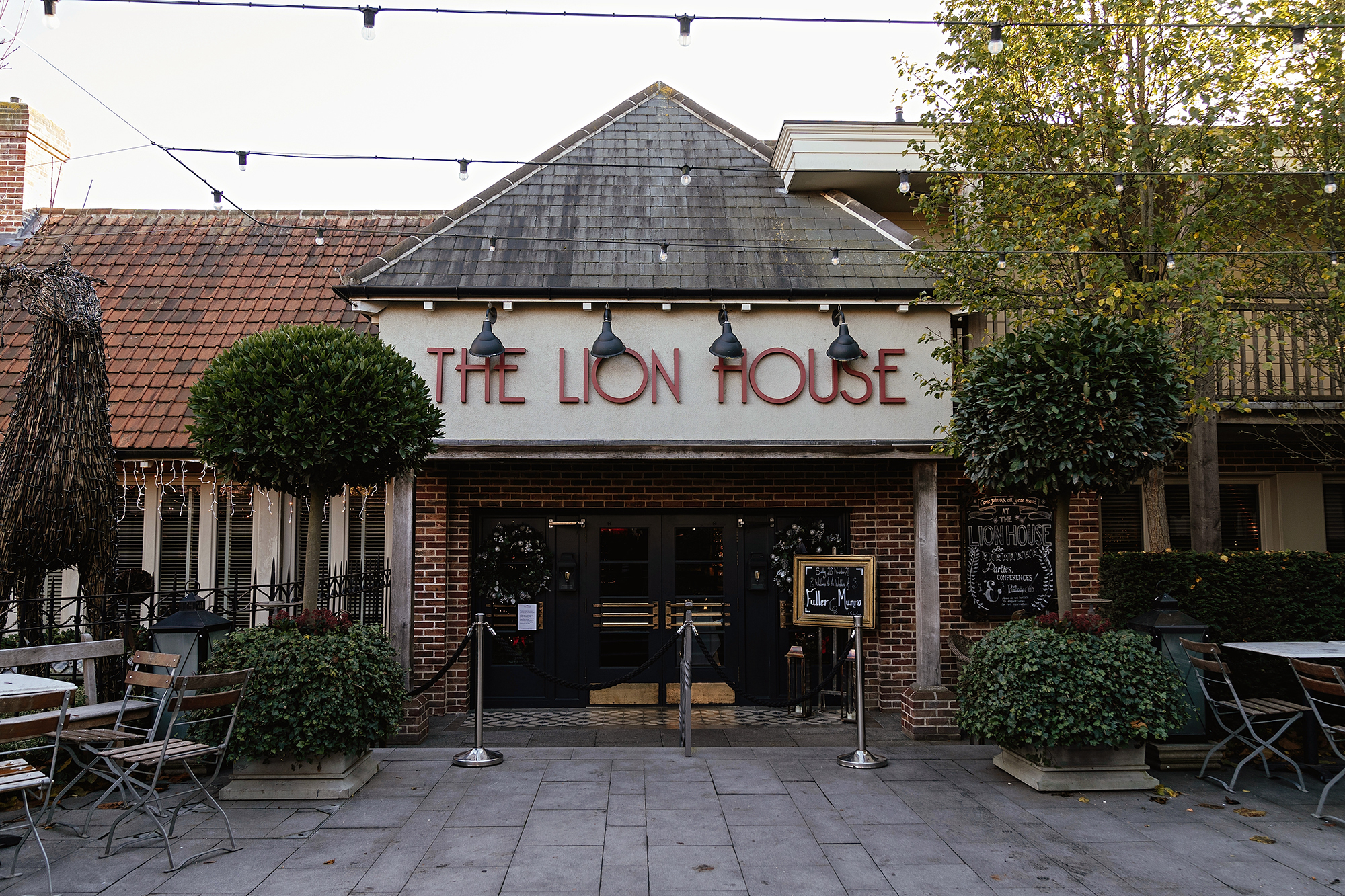Pub Wedding Venues Essex The Lion House